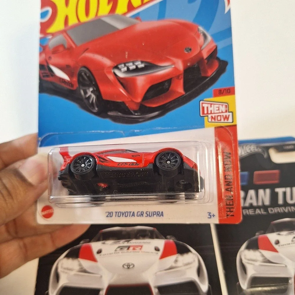 Hot Wheels 20 Toyota Supra Gran Turismo/ Red Supra‎